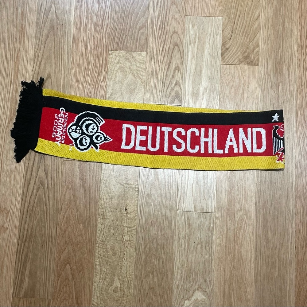 Germany 2006 World Cup Soccer Deutschland Futbol FIFA Team Scarf